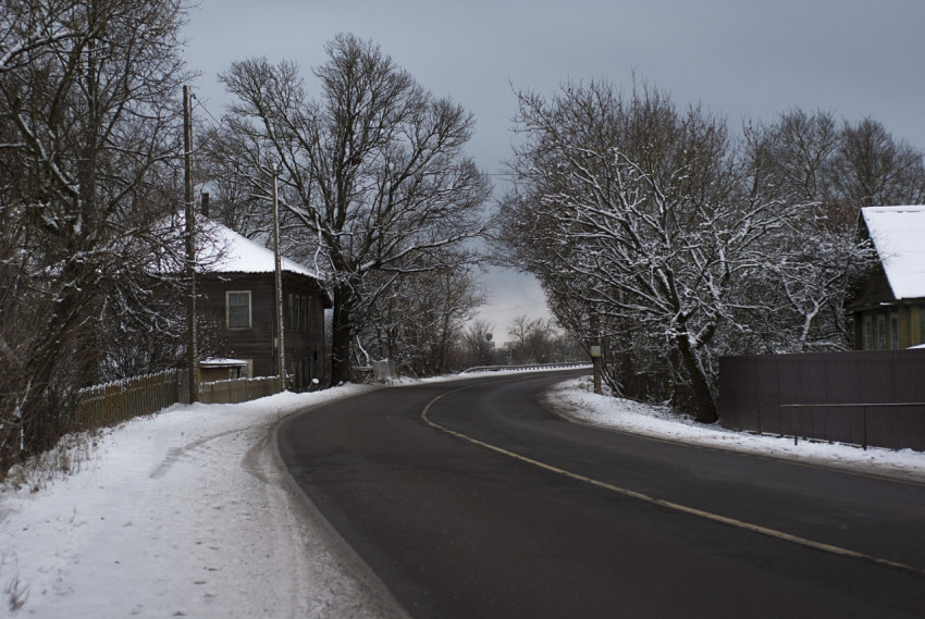 Winter road in the city