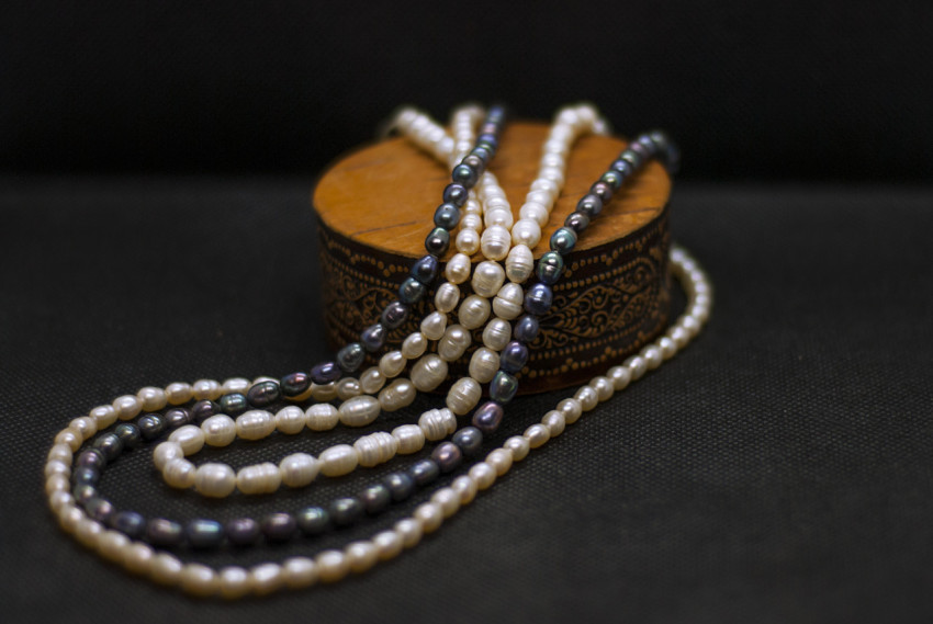 Pearl beads